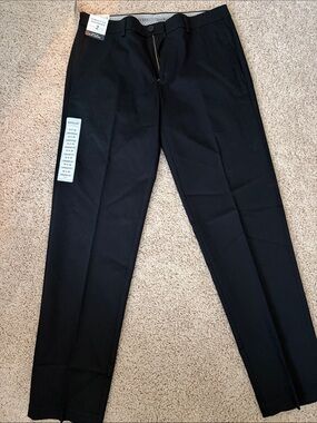 Haggar Black Dress Pants - Classic Flat Front